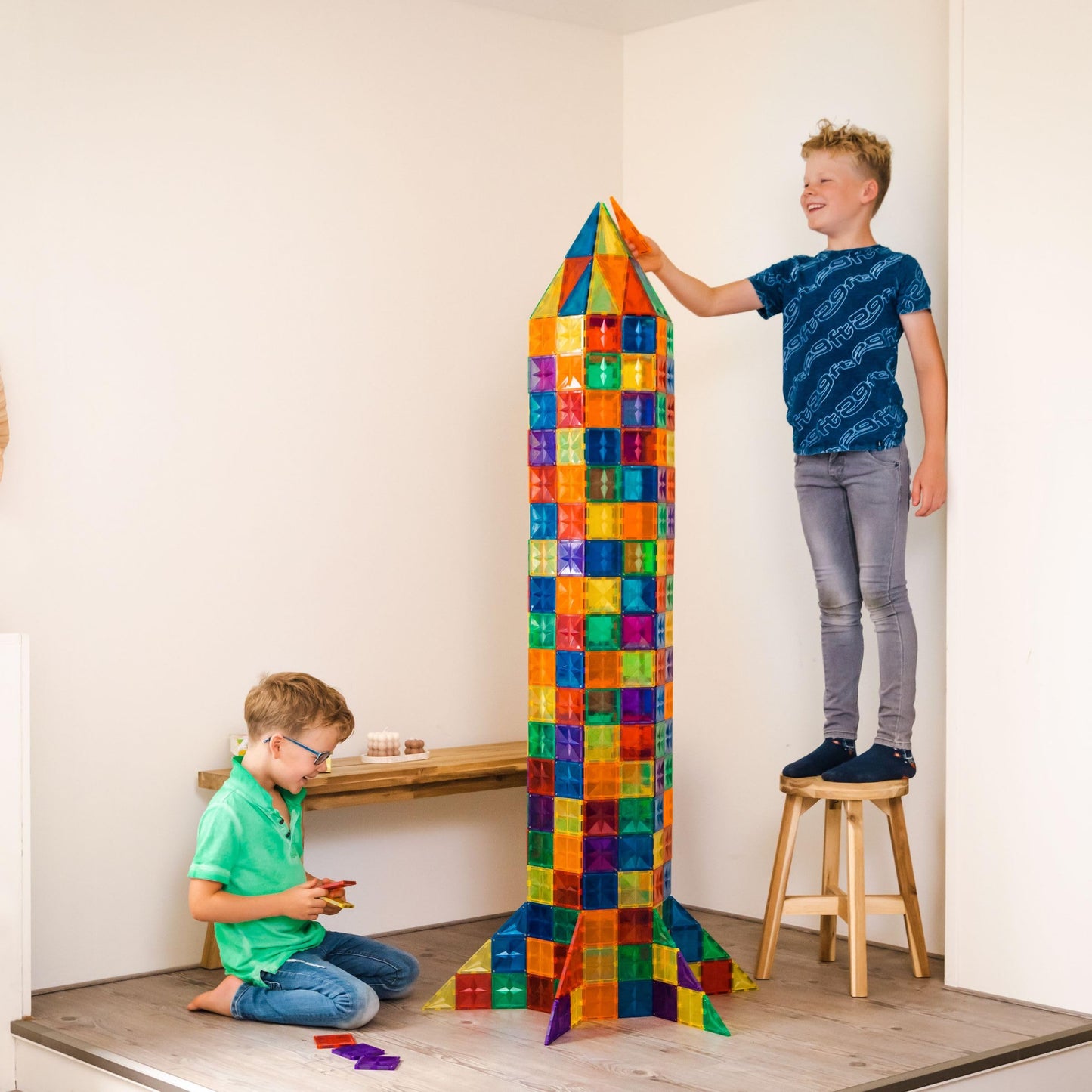 Coblo Classic XL 100-teilig - Magnetisches Spielzeug - Montessori-inspiriertes Baukastensystem - Ideal für Klassenraum und Zuhause - Für Kinder von 3 bis 12 Jahren