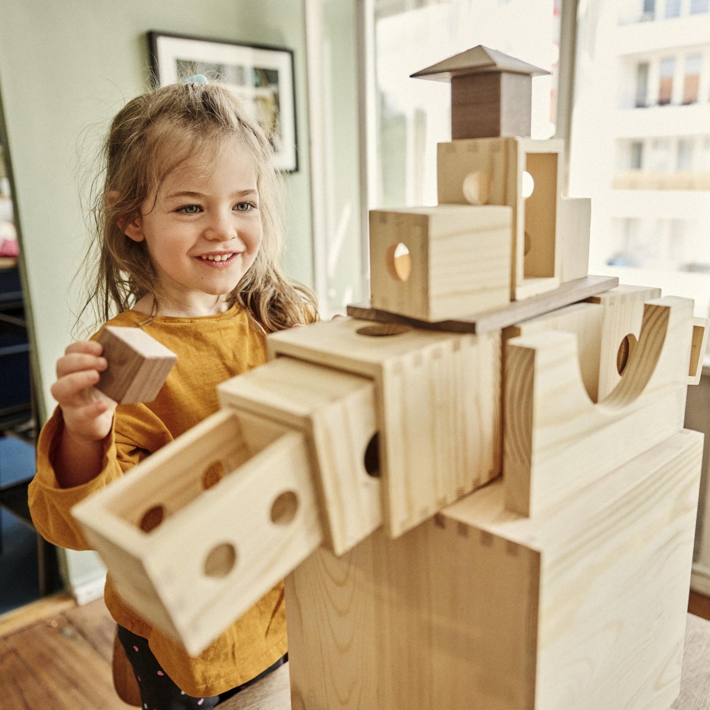 MATZBOX – Montessori Kreativspielzeug – mehrfach ausgezeichnetes und FSC®-zertifiziertes Holzspielzeug aus nachhaltigen XL Holzbausteinen – hochwertiges Spielzeuggeschenk ab 1, 2, 3, 4, 5 Jahren